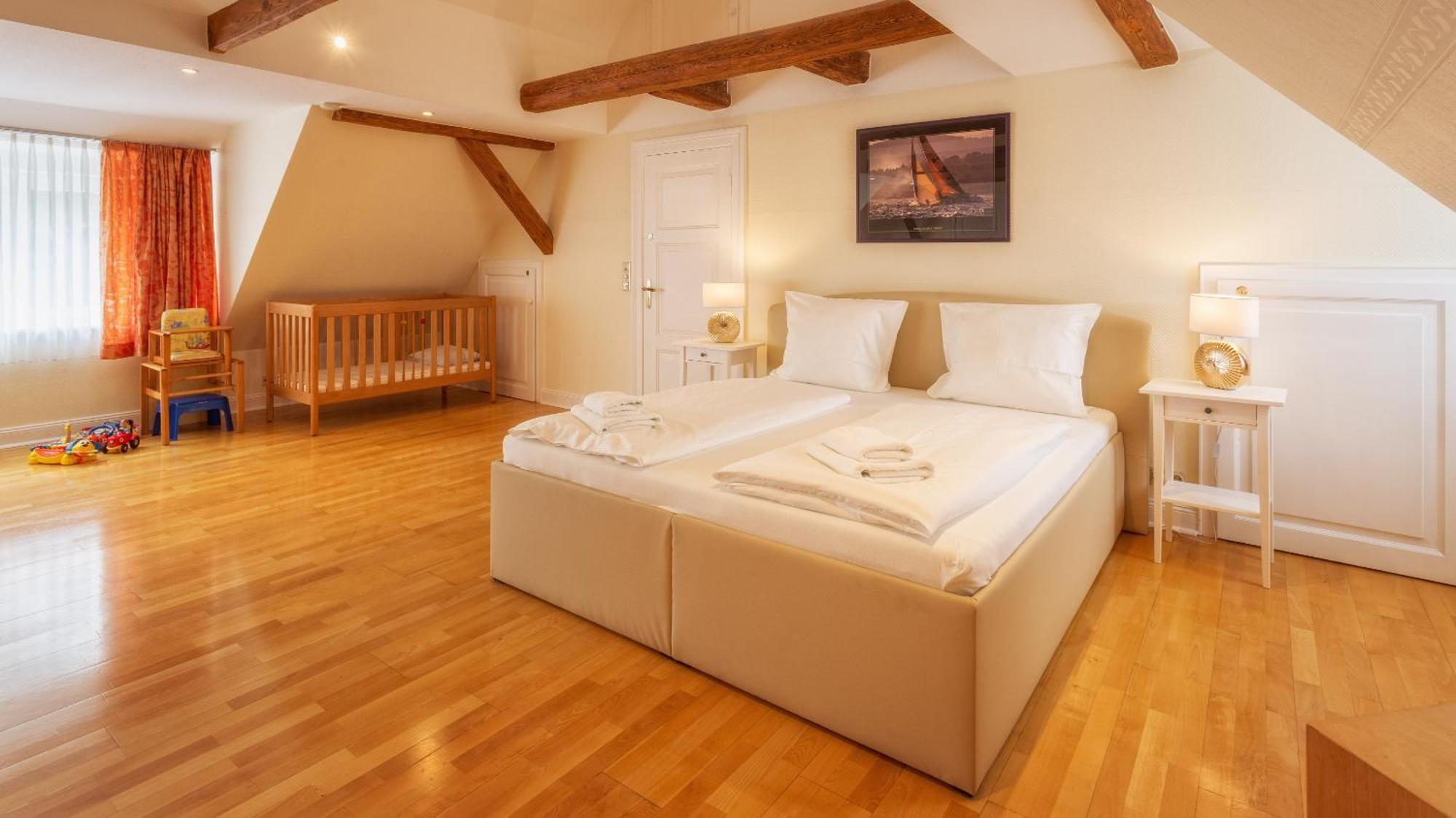 J1 Idyllisches Ferienhaus mit Seeblick Julchendorf Exterior foto
